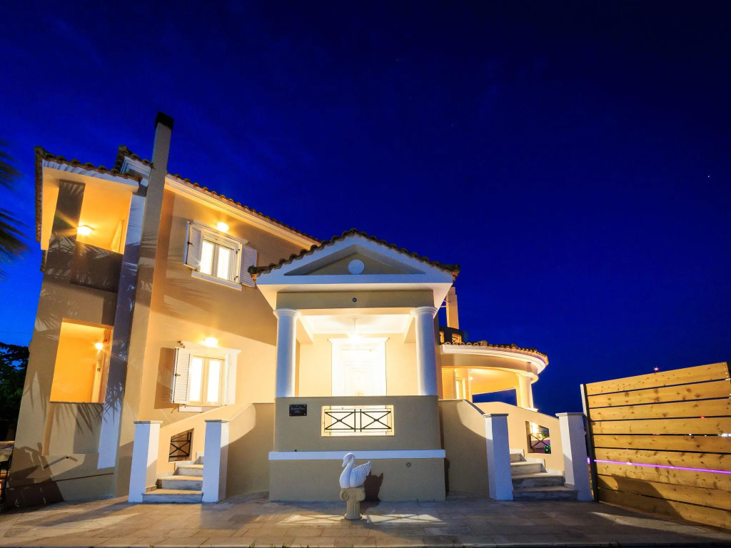 Villa in Kalpaki With Private Pool