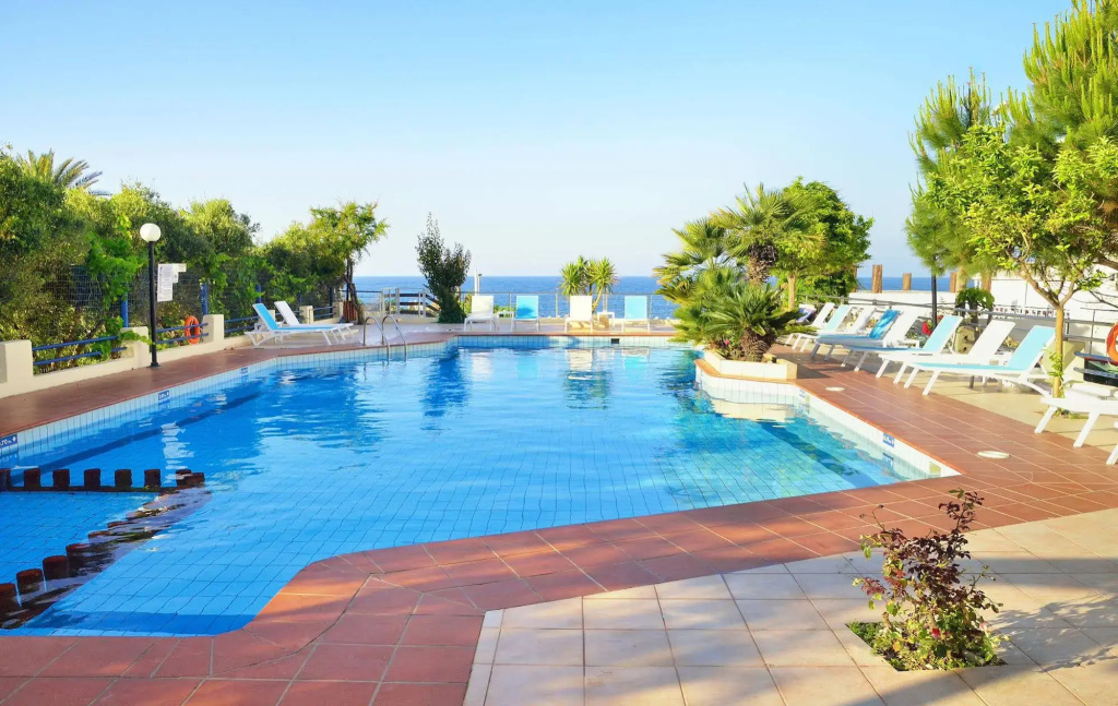 Golden Beach Hotel - Général