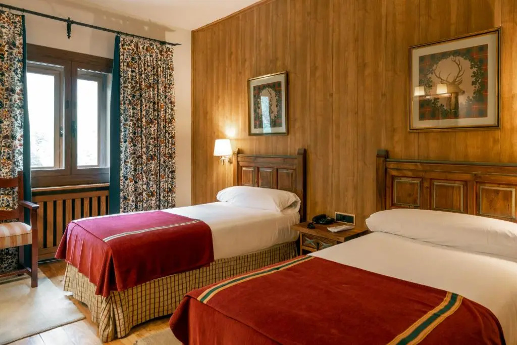 Parador De Bielsa - Chambres