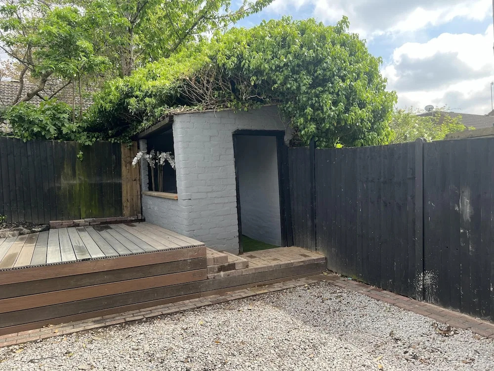 Sheffield Spacious 4 Bedroom House-all En-suites