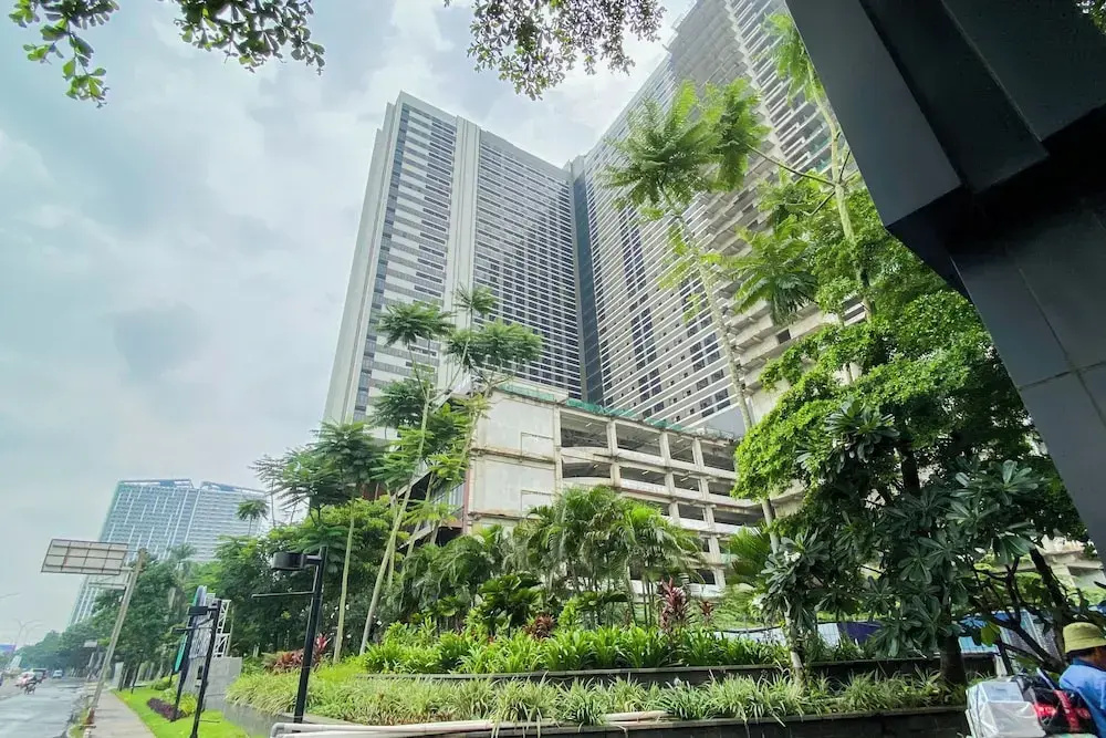 Comfortable And Relaxing Living In Studio At Apartment Collins Boulevard