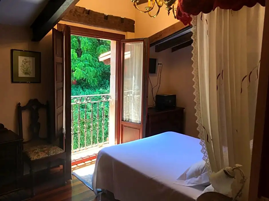 Hotel La Casona De La Torre - Chambres