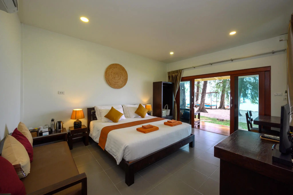 Bungalow beachfront