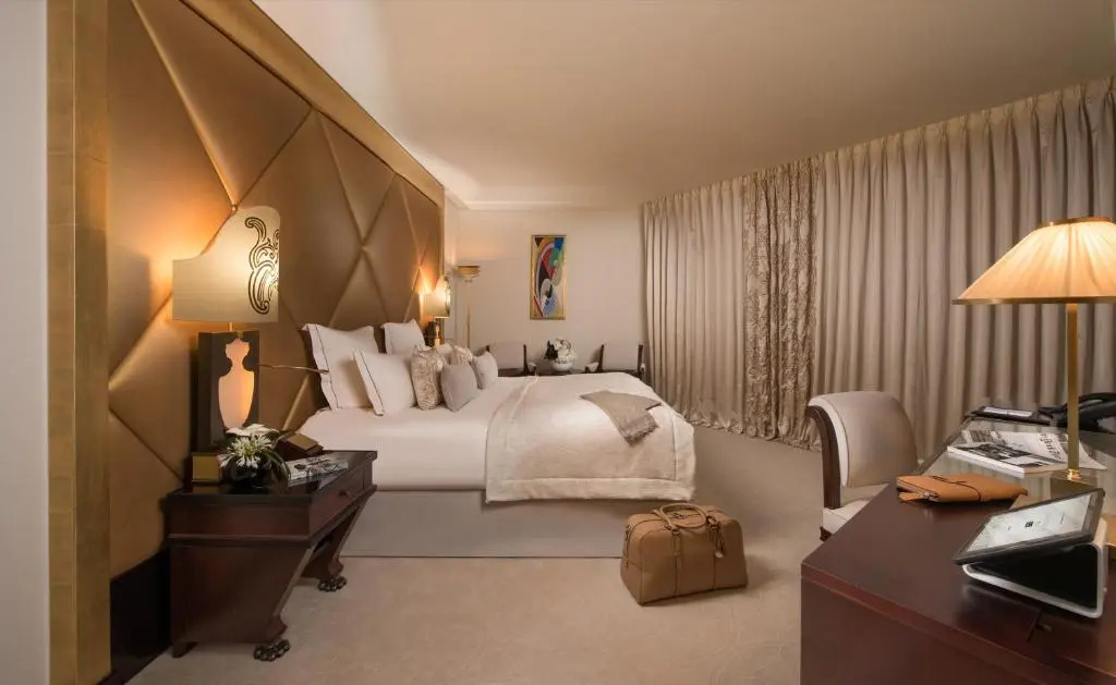 Hôtel Barrière Fouquet's Paris 40