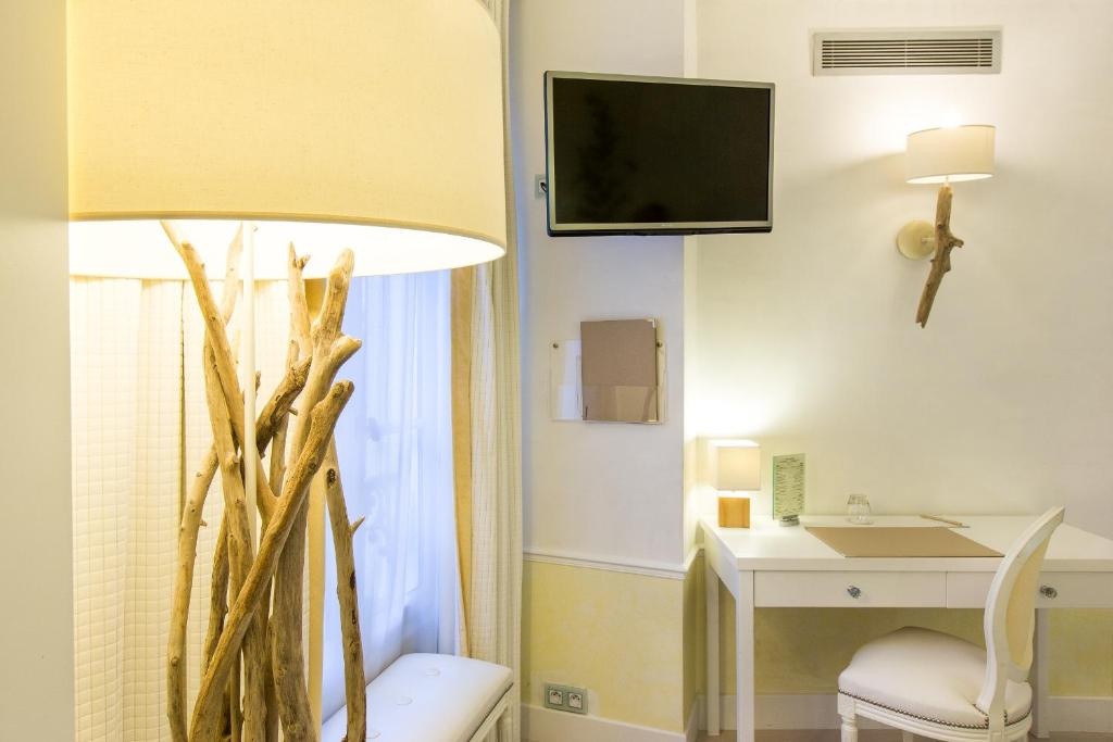 Hôtel Eiffel Trocadéro 63