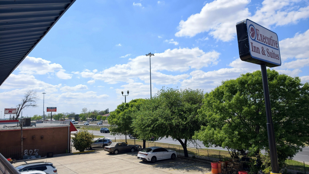 Executive Inn & Suites San Marcos, TX