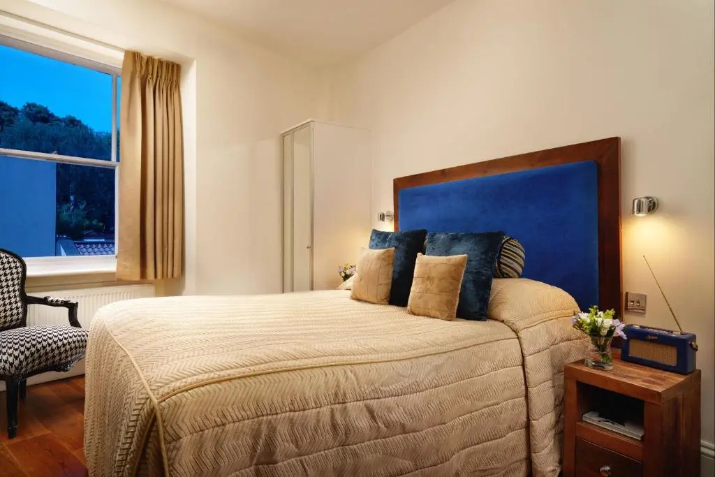 Berkeley Suites - Chambres