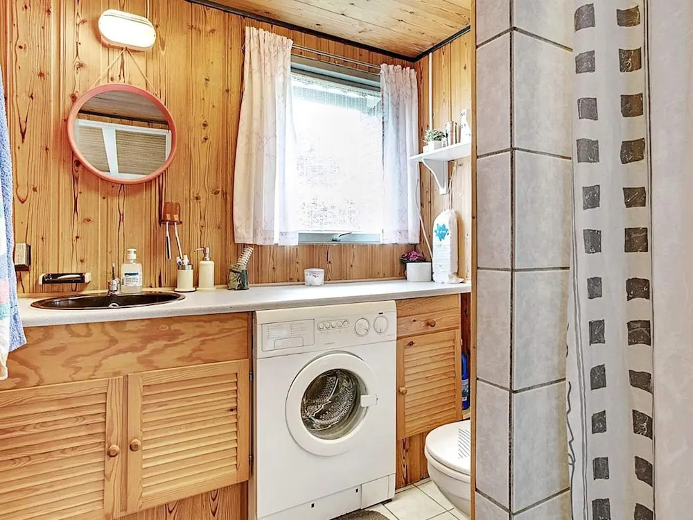 6 Person Holiday Home in Hadsund - фото 11