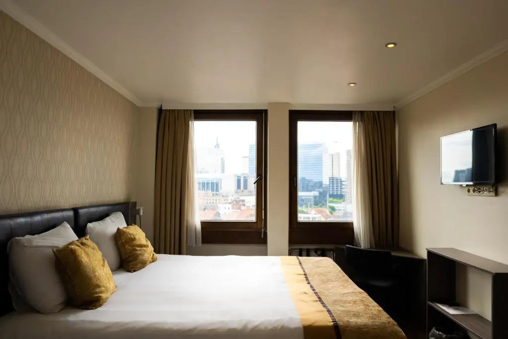 Standard Double room (full double bed)