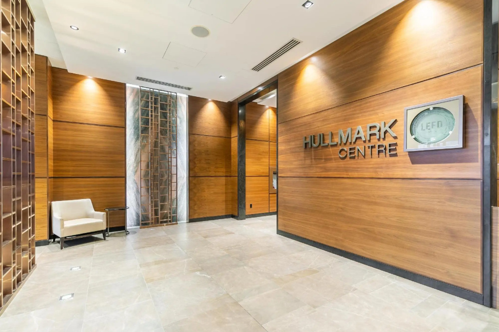 Lobby & Reception