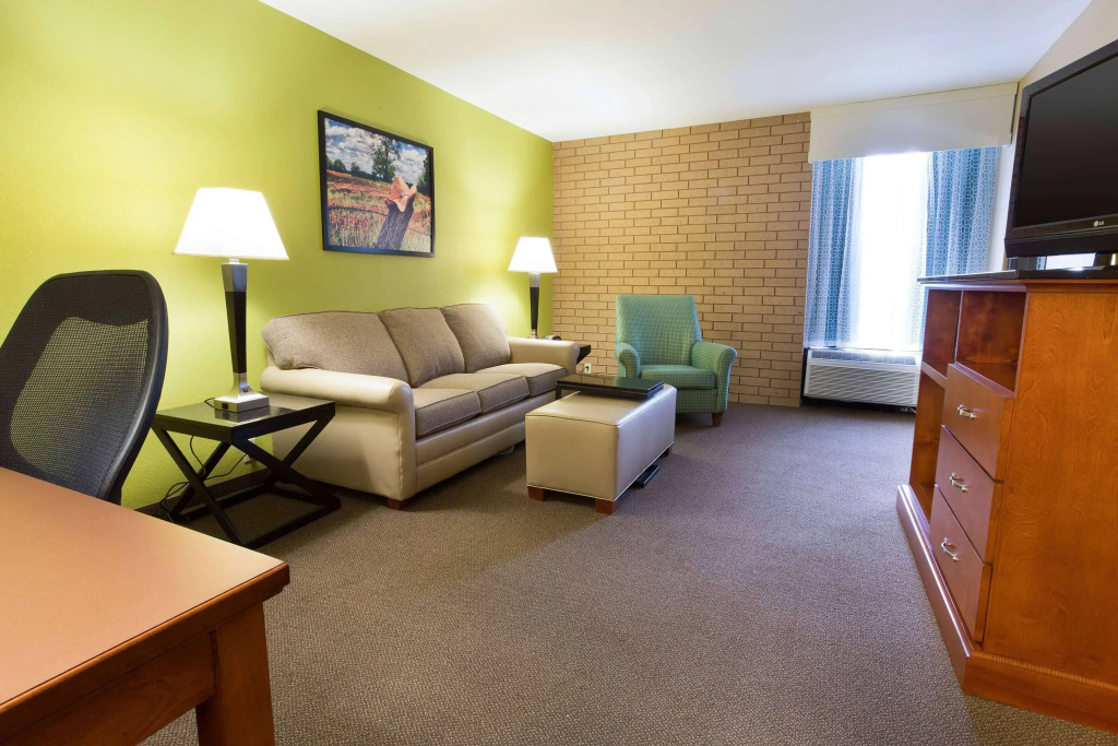 Heritage Inn Suites Houston/Sugar Land, Trademark by Wyndham - Général