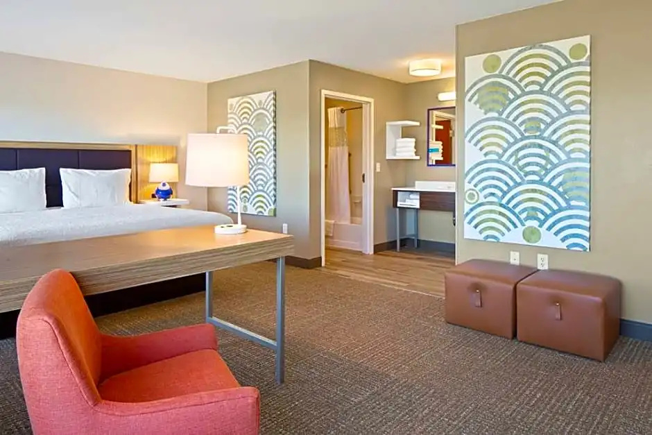 Double Suite (full double bed)