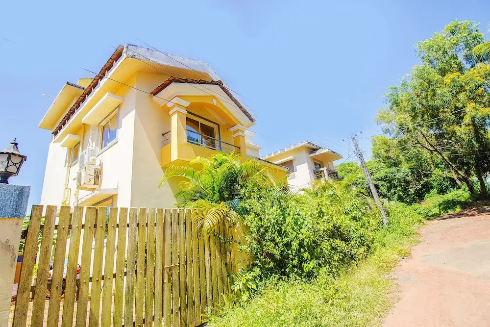 OYO 18655 Home Spacious 3BHK Villa Assagaon