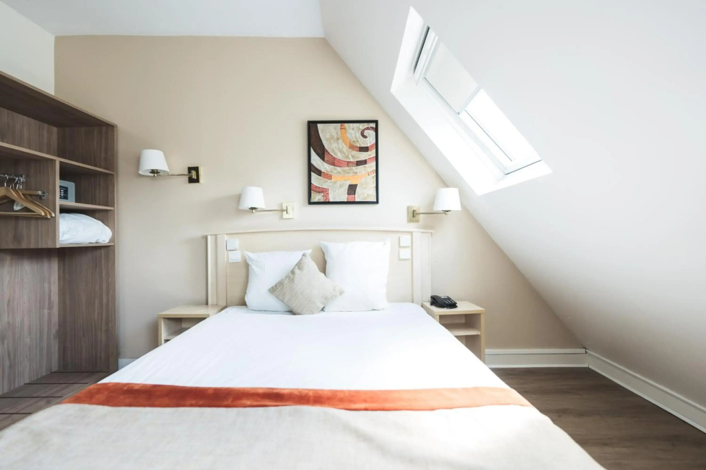 Отель Hotel Corona Rodier Paris в Париже