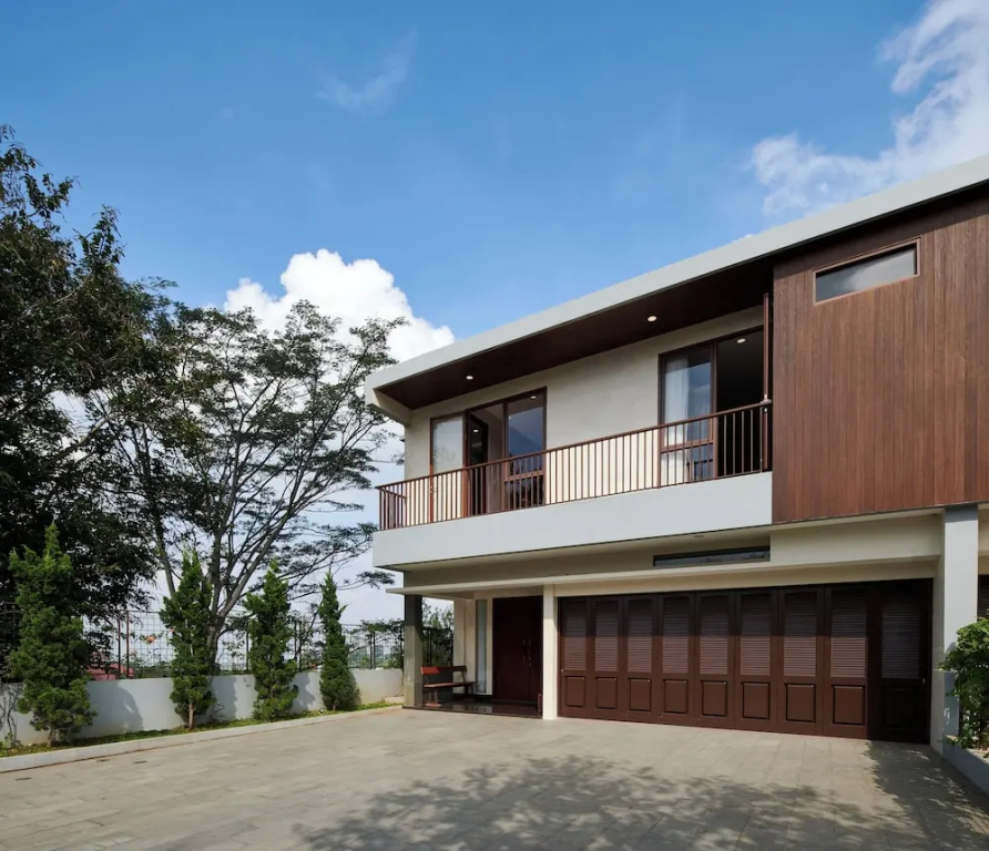 Anindya Hill View 7BR Villa a Private Heated Pool