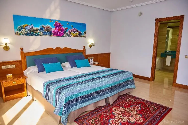 Hotel Zentral Center - Chambres