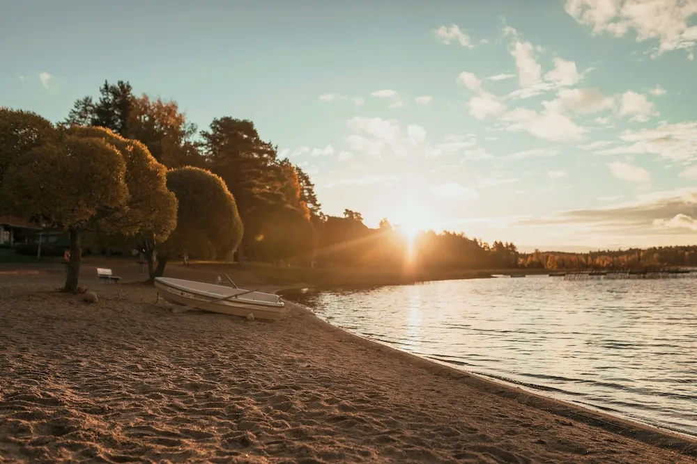 Beach & Waterfront