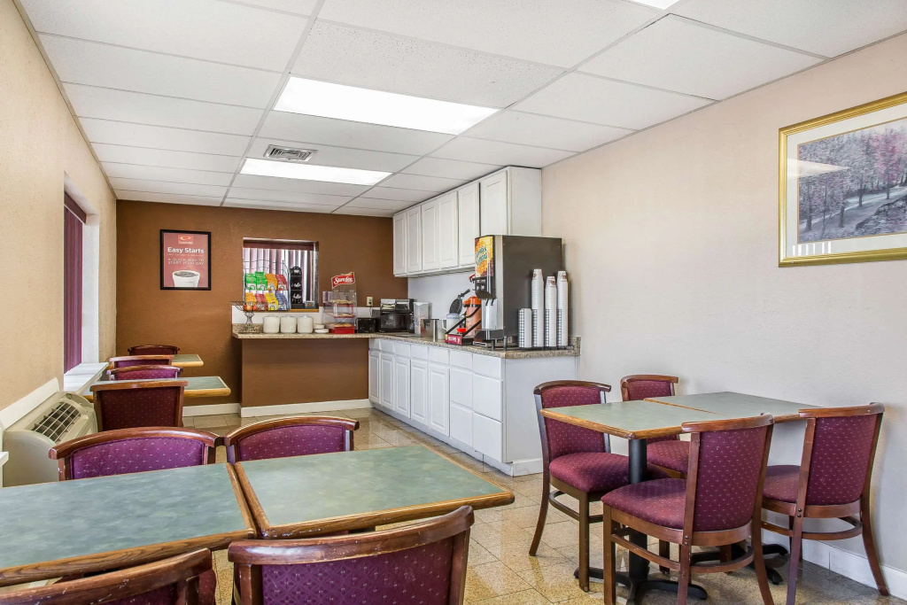 Food & Beverage