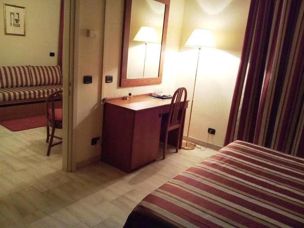Hotel Select - Chambres