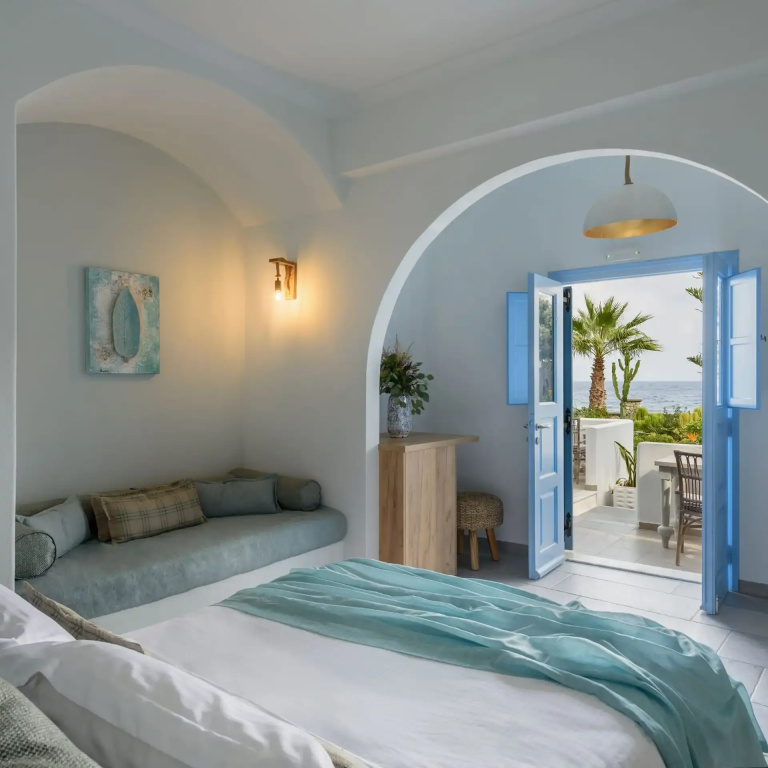 Standard Triple Basement room beachfront