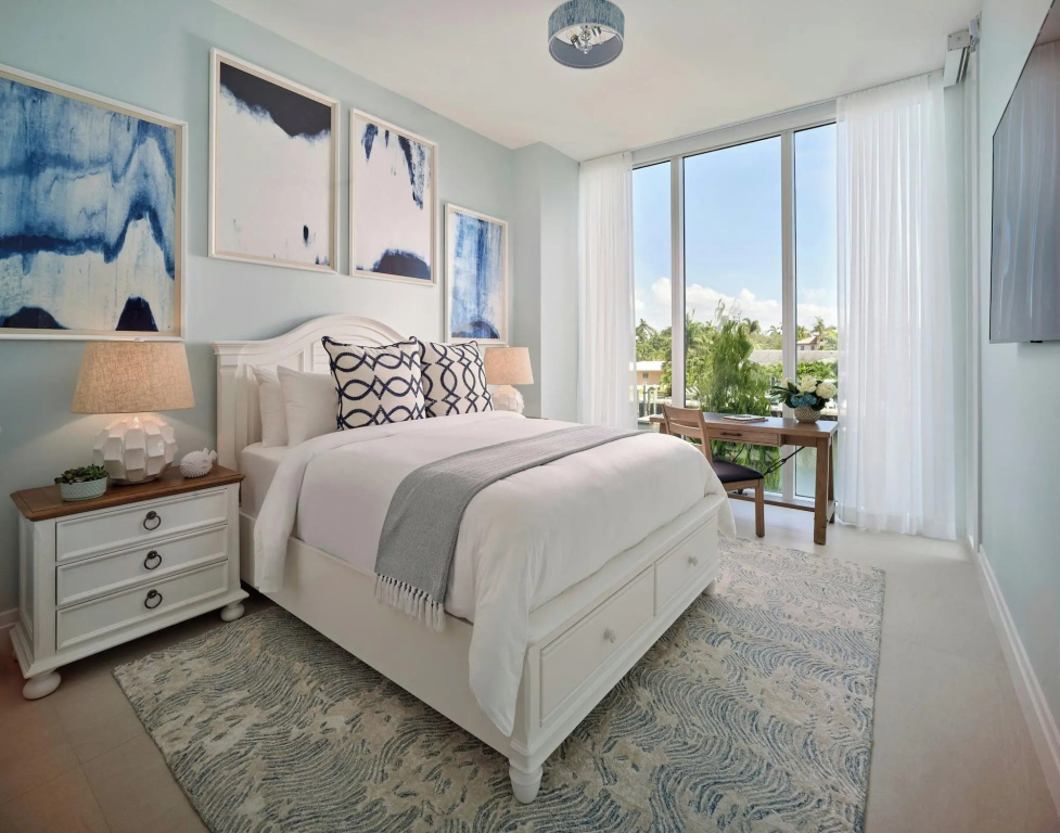 Pier Sixty-Six (Pier 66) — 5