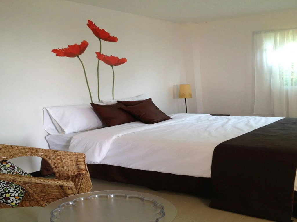 2 Bedrooms Cottage