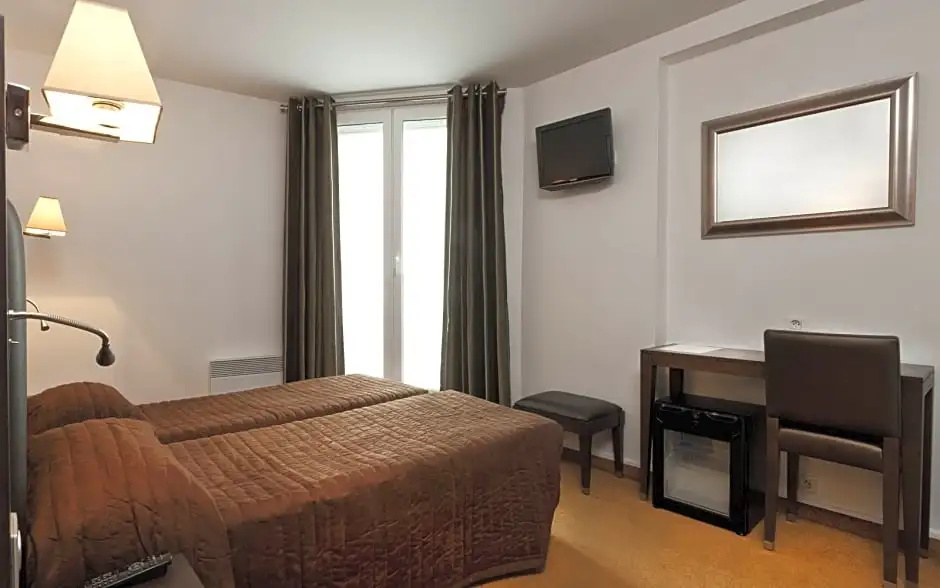 Standard Double room (twin beds)