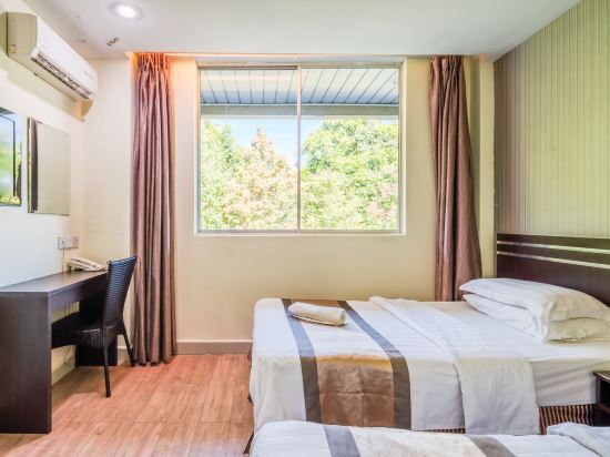 Goldenhill Hotel