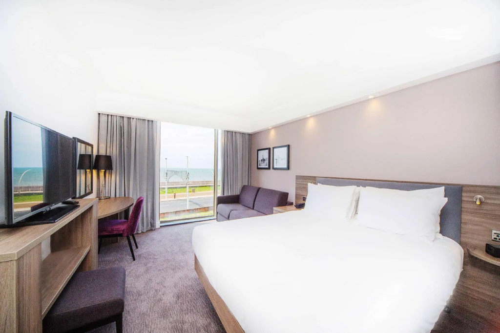 Standard Double Family room with sea view (full double bed)