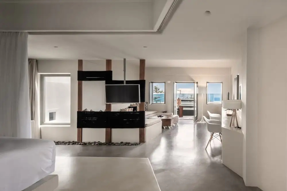 West East Suites Hotel - Chambres