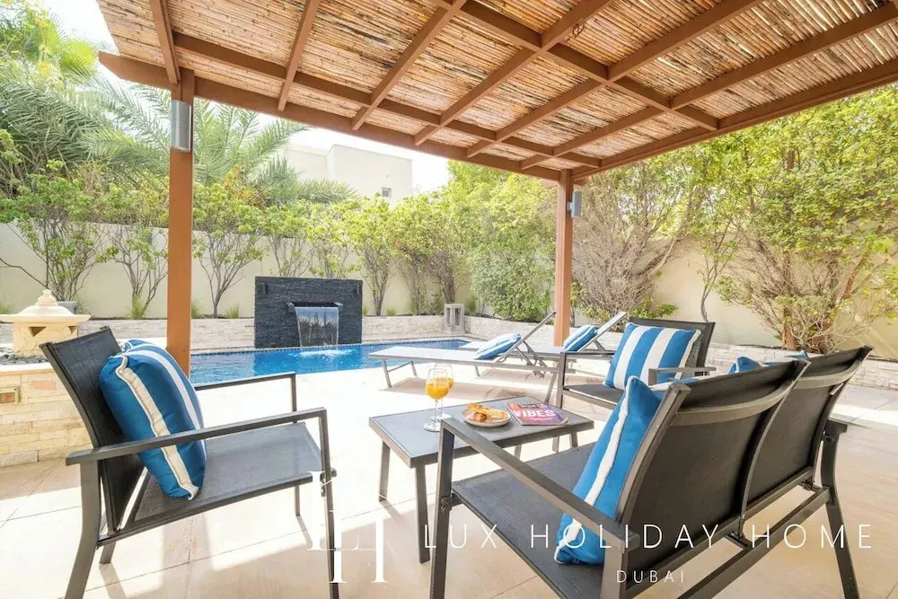 Lux The Meadows 5 Bed Villa