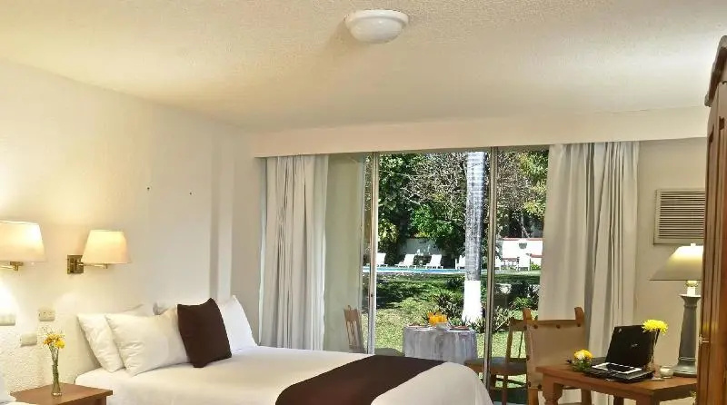 1 Bedroom Junior Suite