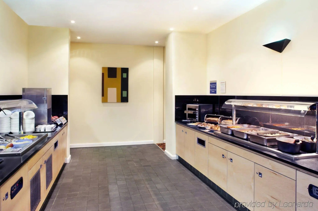 Holiday Inn Express Antrim by IHG - Général