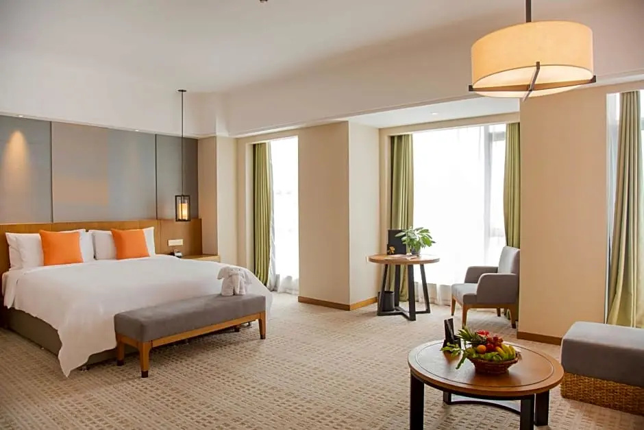 Classic Double room with garden view (full double bed)