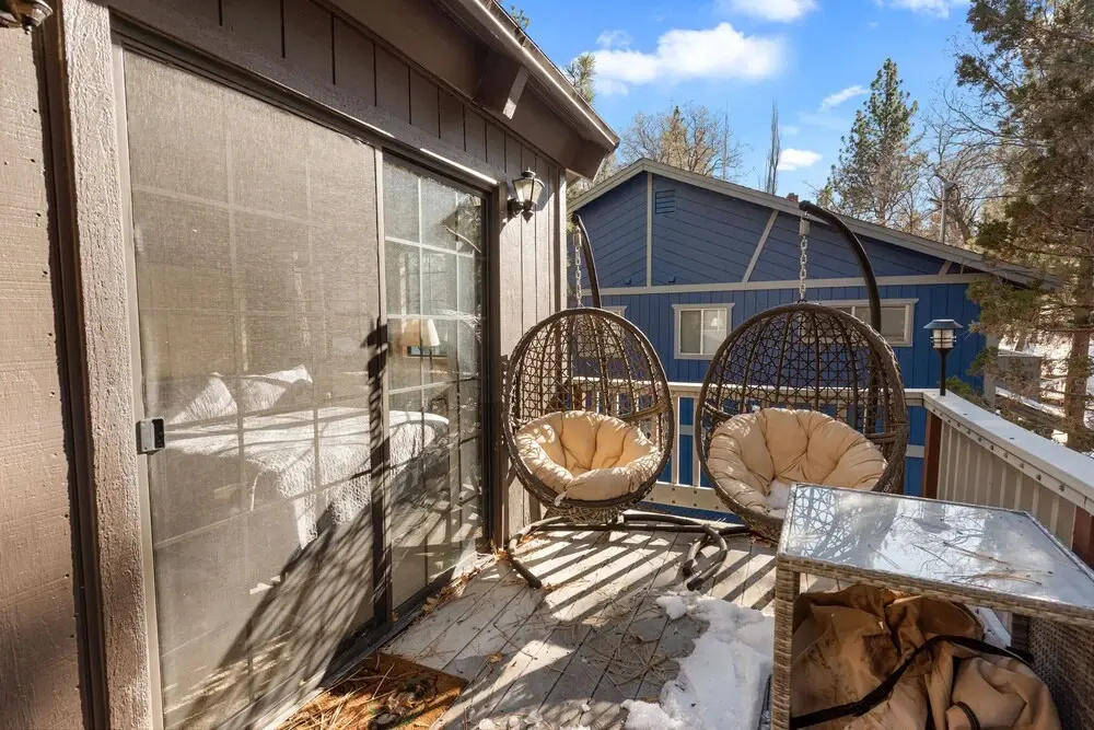 Hexagon Mountain Retreat - Unique Hexagon Cabin With A Hot Tub! 3 Bedroom Home