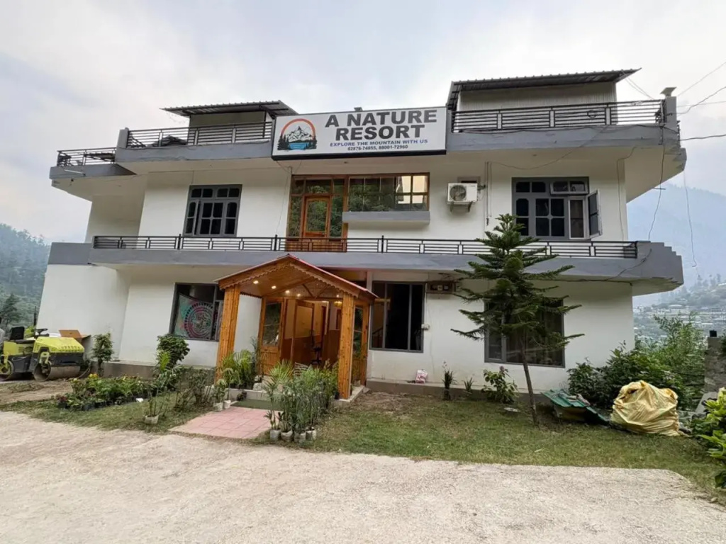 OYO 27714 A Nature Resort