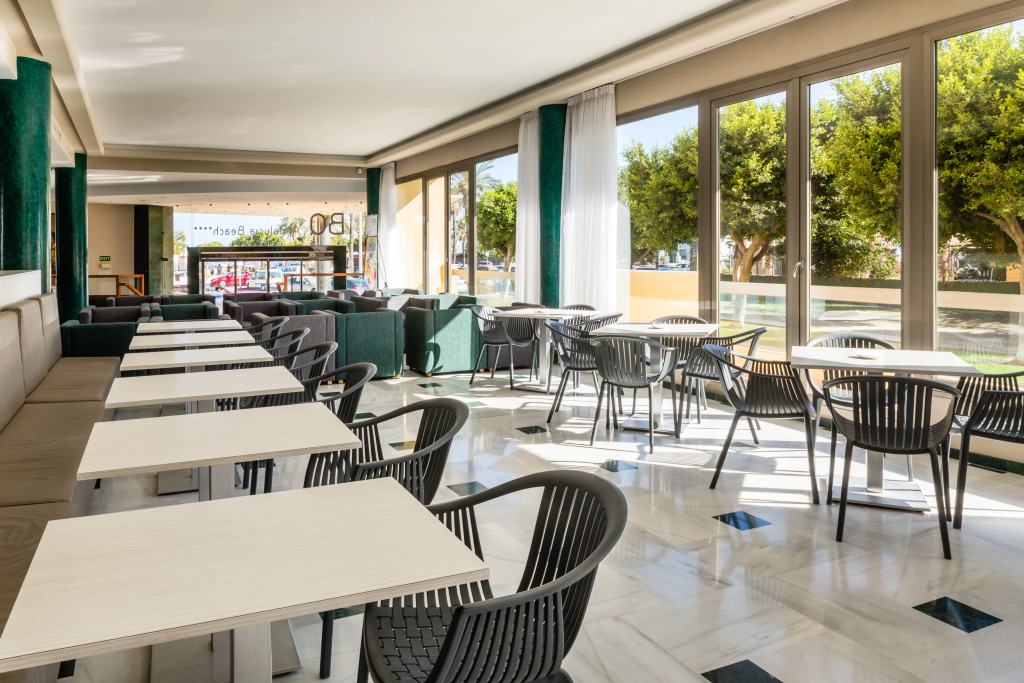 BQ Andalucia Beach Hotel - фото 37