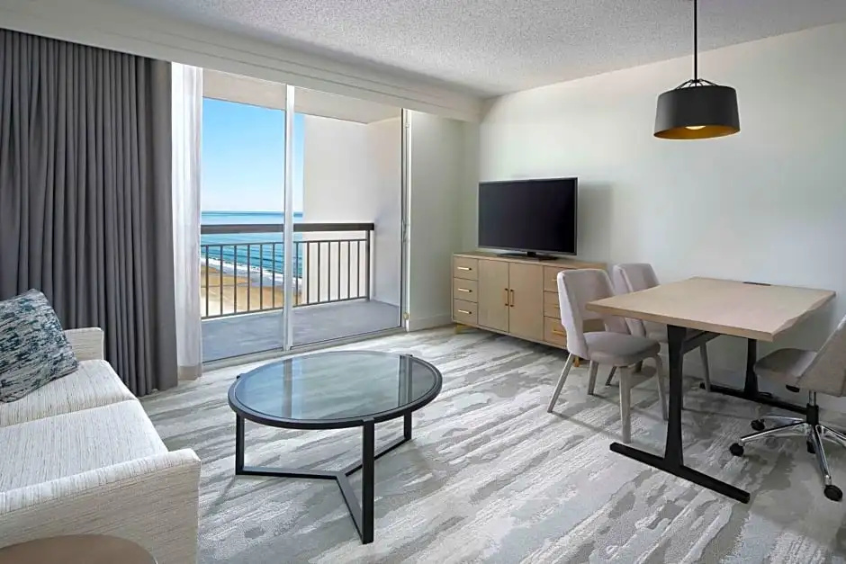 Embassy Suites by Hilton Myrtle Beach Oceanfront Resort - Chambres