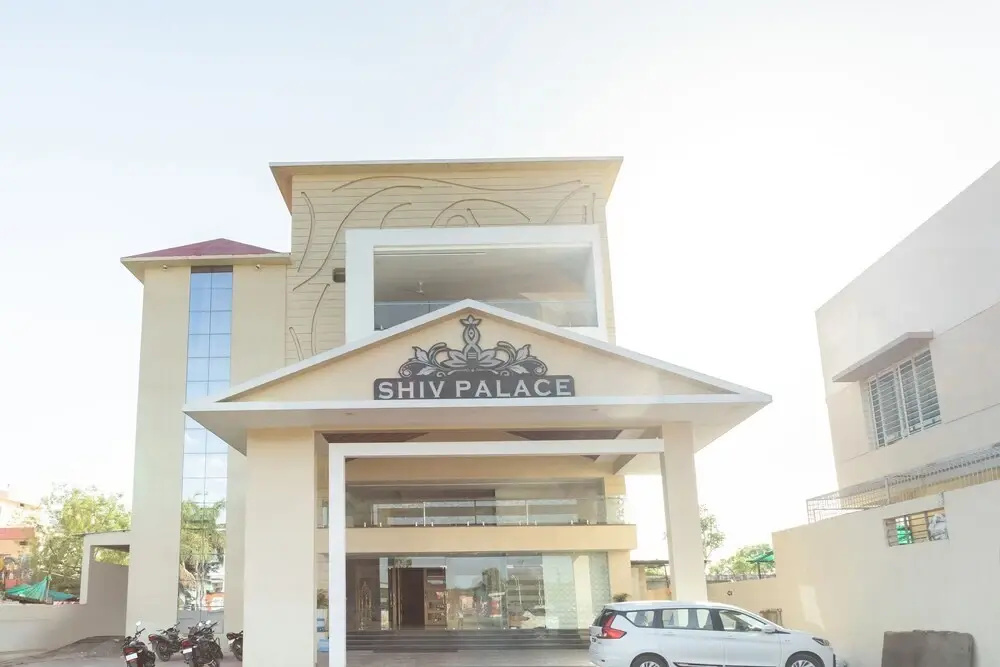 Shiv Palace by OYO Rooms
