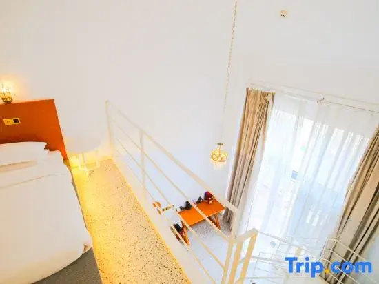 Standard Double Duplex room (twin beds)