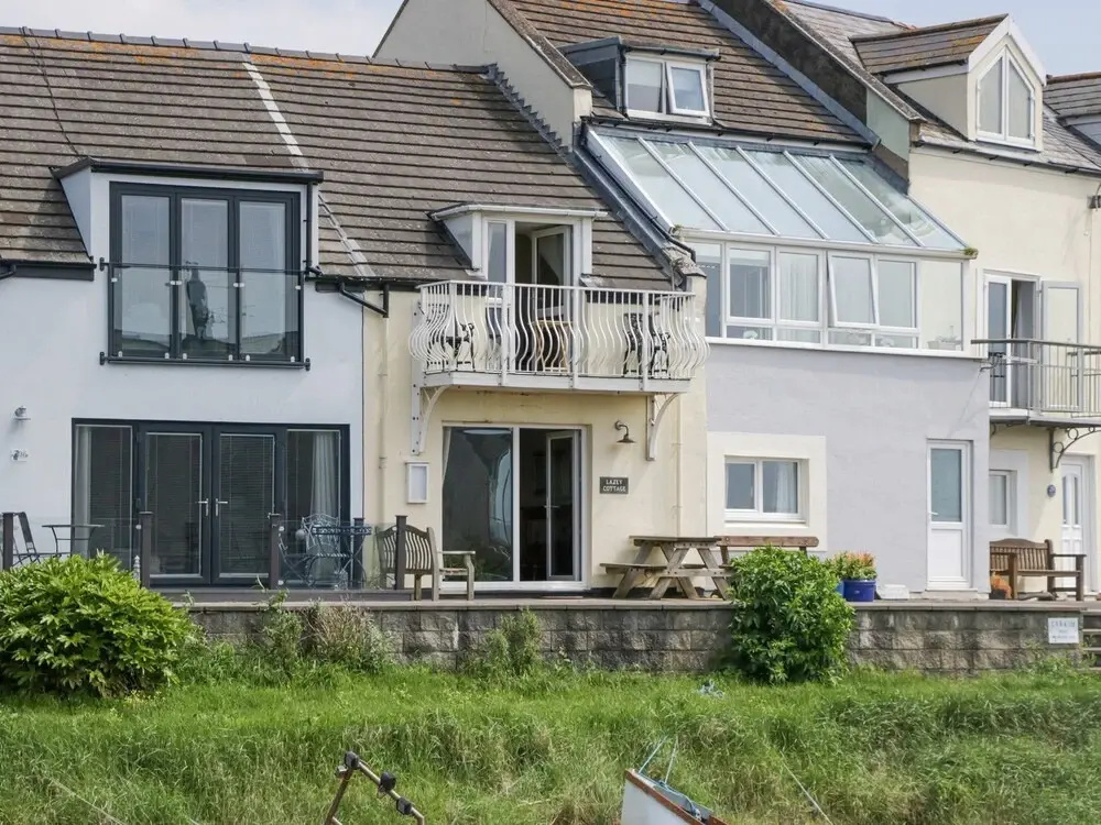 Lazey Cottage