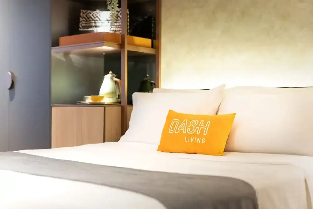 Четырёхместный семейный номер Standard в Dash Living on Prat