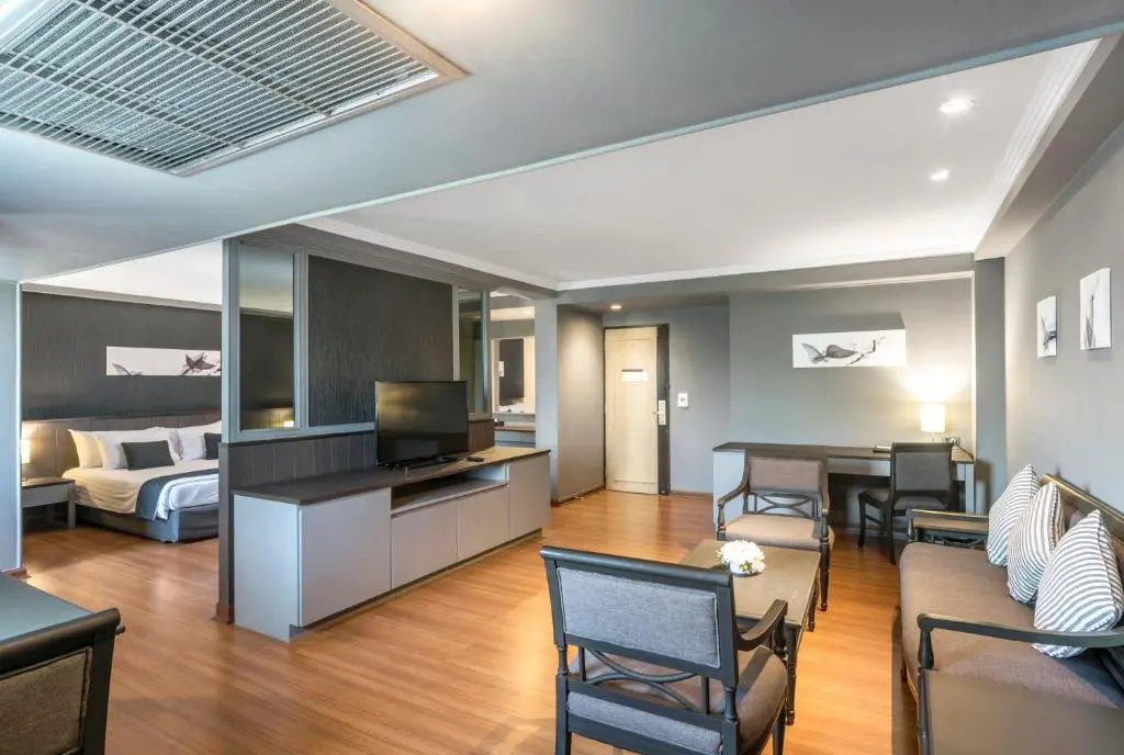 Executive Suite