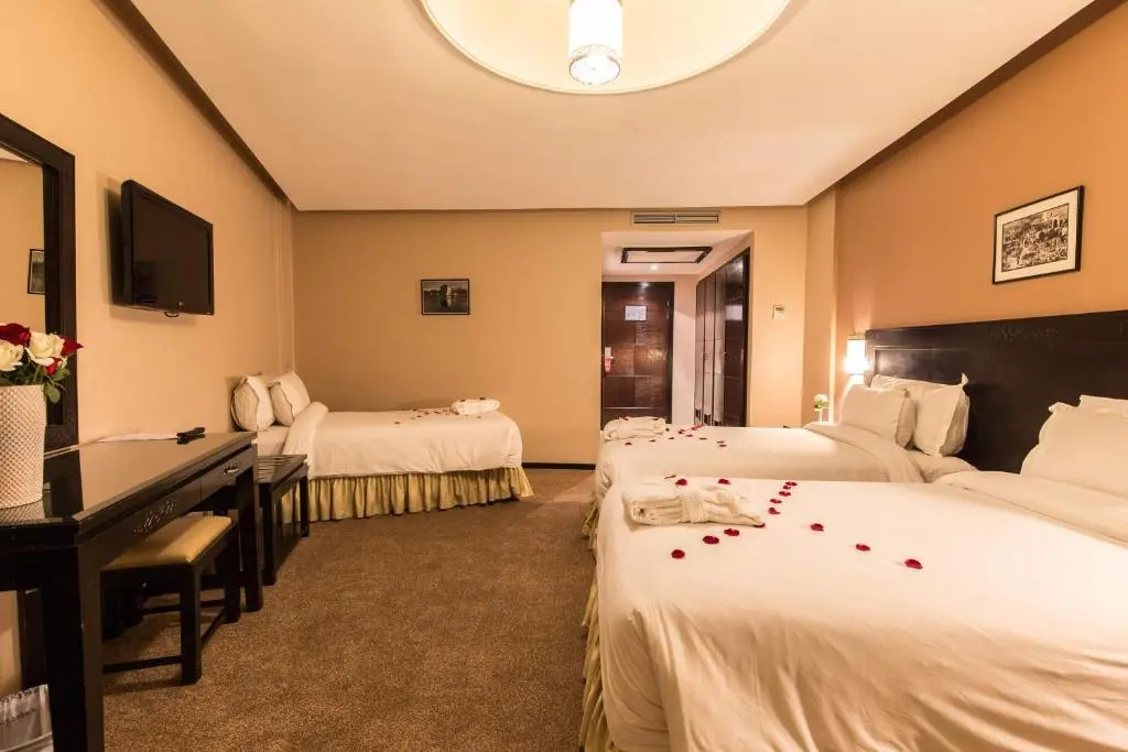 Standard Triple room