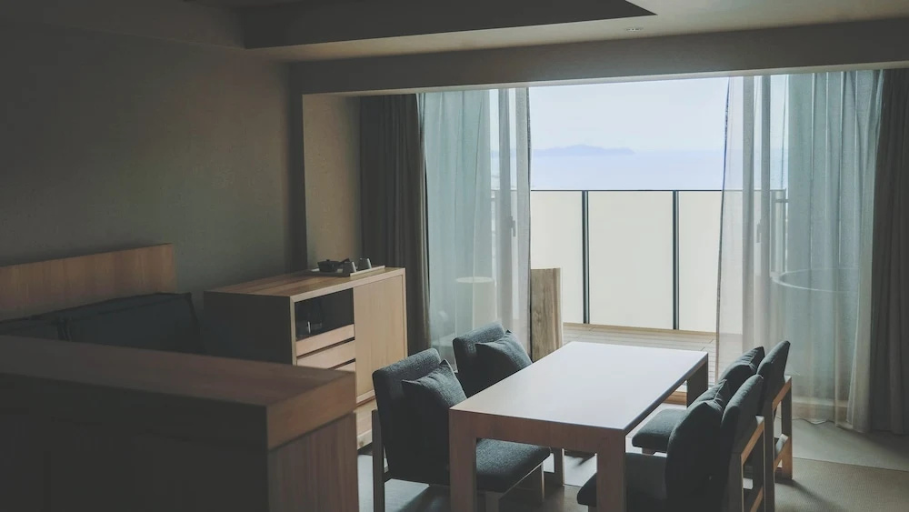 Premium Double Suite (twin beds)