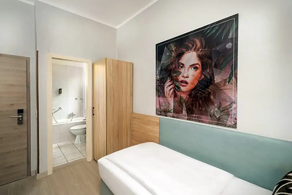 Economy room