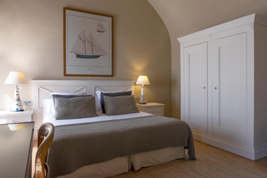 El Far Hotel Restaurant by null