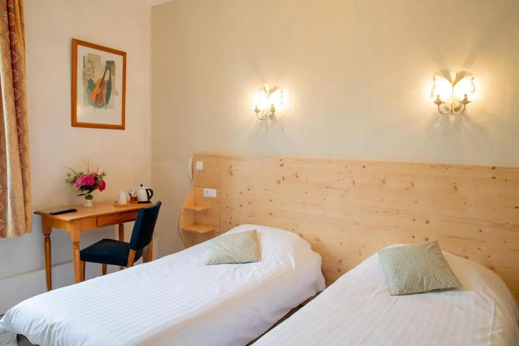 Standard Double room (twin beds)