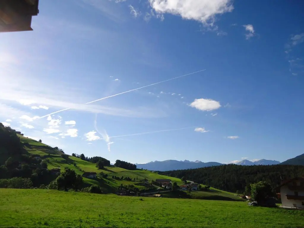 Standard Double room with balcony and with mountain view (full double bed)