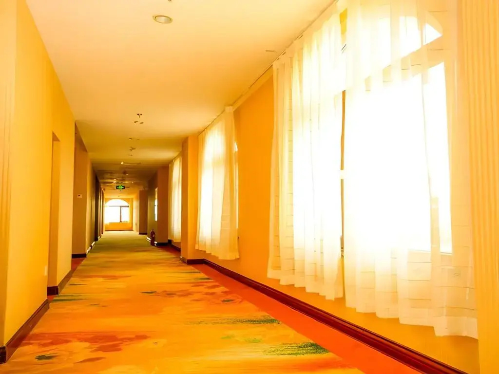 GreenTree Inn Shandong Qingdao Wuyishan Road Jiashike Shopping center Business Hotel - Général